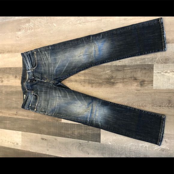 revend straight jeans